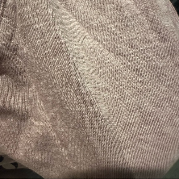 Maurices I Let The Dogs Out Super Soft Heathered Burgundy Tee T-shirt Large - Picture 4 of 4